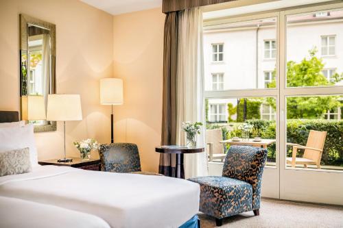 luxury hotels in Autoroute Frankfurt - Vienna