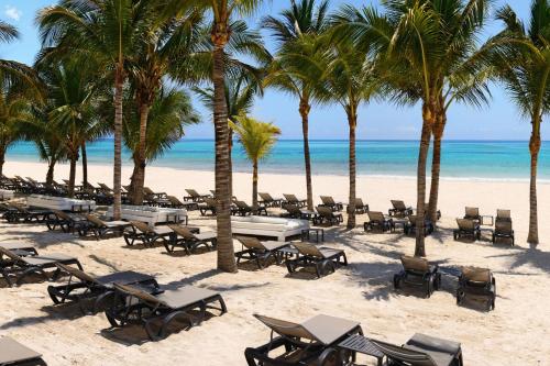 luxury hotels in Puerto Morelos