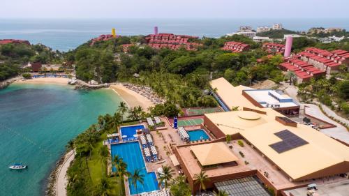luxury hotels in Santa Cruz Huatulco