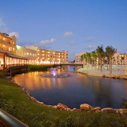luxury hotels in Playa Del Carmen Area