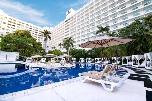 luxury hotels in Acapulco