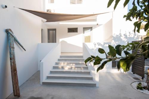 luxury hotels in Paros