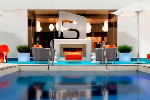 luxury hotels in Calgary Region