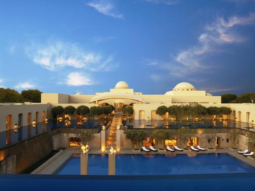 luxury hotels in Gurgaon