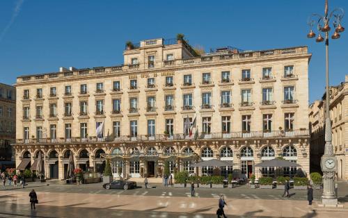 luxury hotels in South-West France