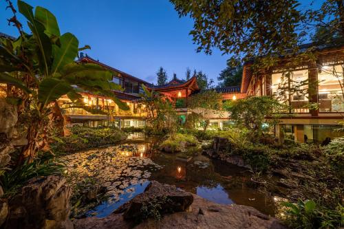 luxury hotels in Yangshuo