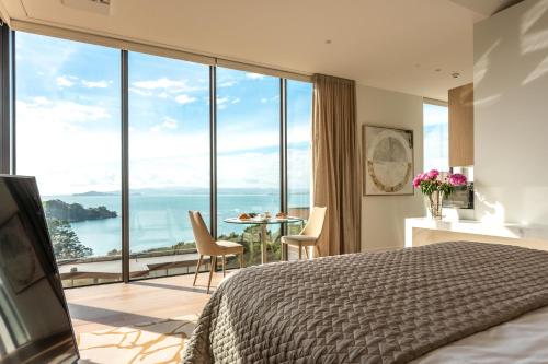luxury hotels in Auckland Region