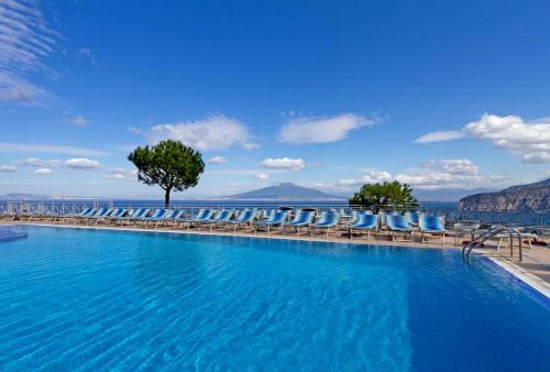 luxury hotels in Sorrento Coast