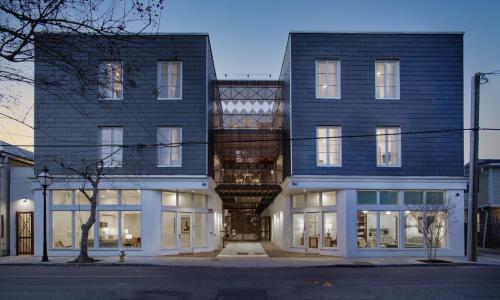 luxury hotels in Charleston Area