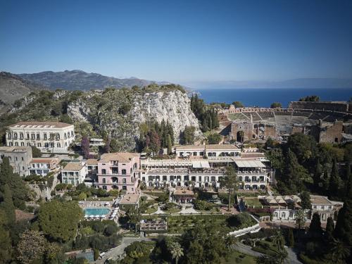 luxury hotels in Italy South