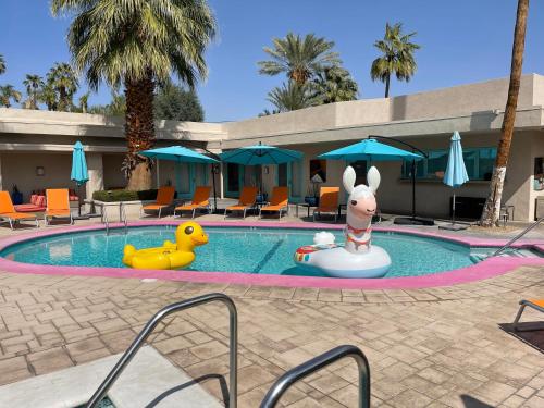 luxury hotels in Palm Springs Metropolitan