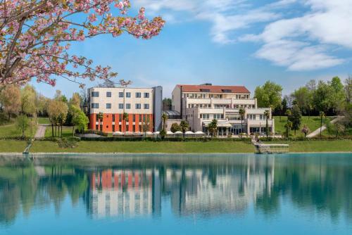 luxury hotels in Old Treviso Area