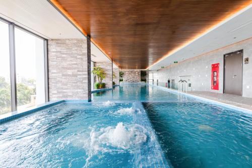 luxury hotels in Hanoi