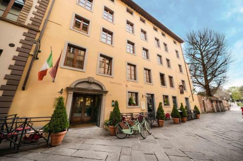 luxury hotels in Pistoia Area