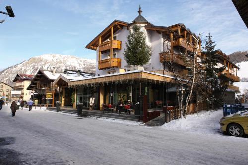 luxury hotels in Engadin