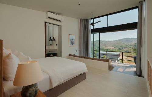 luxury hotels in Kuta Lombok