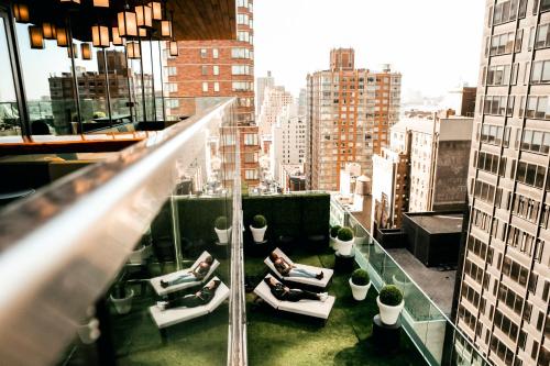 luxury hotels in Times Square