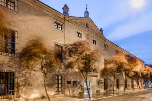 luxury hotels in Zaragoza