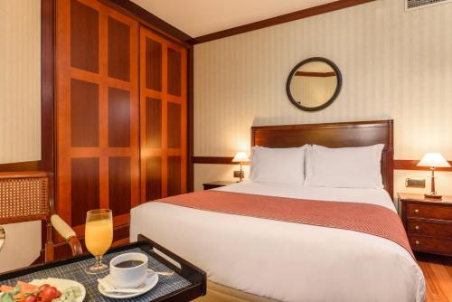 luxury hotels in Santiago'S Route