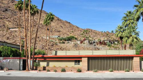 luxury hotels in Palm Springs Metropolitan Area