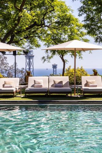 luxury hotels in Poble Sec