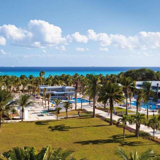 luxury hotels in Playa Del Carmen Area