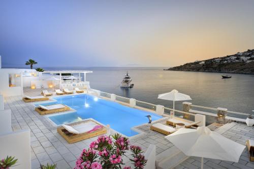 luxury hotels in Mykonos