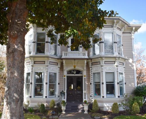 luxury hotels in Ashland