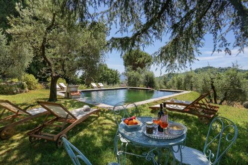 luxury hotels in Pistoia Area