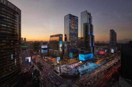 luxury hotels in Seoul Special City