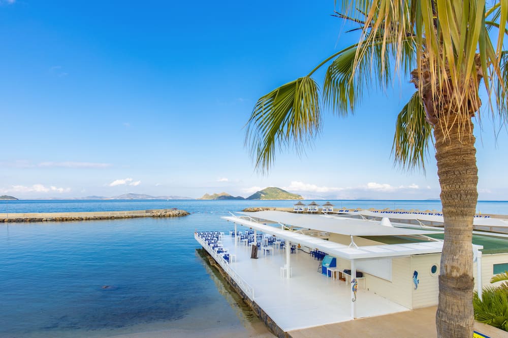 luxury hotels in Turgutreis