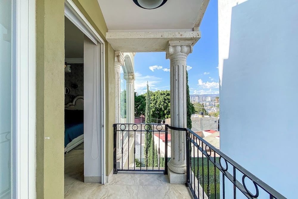 luxury hotels in León