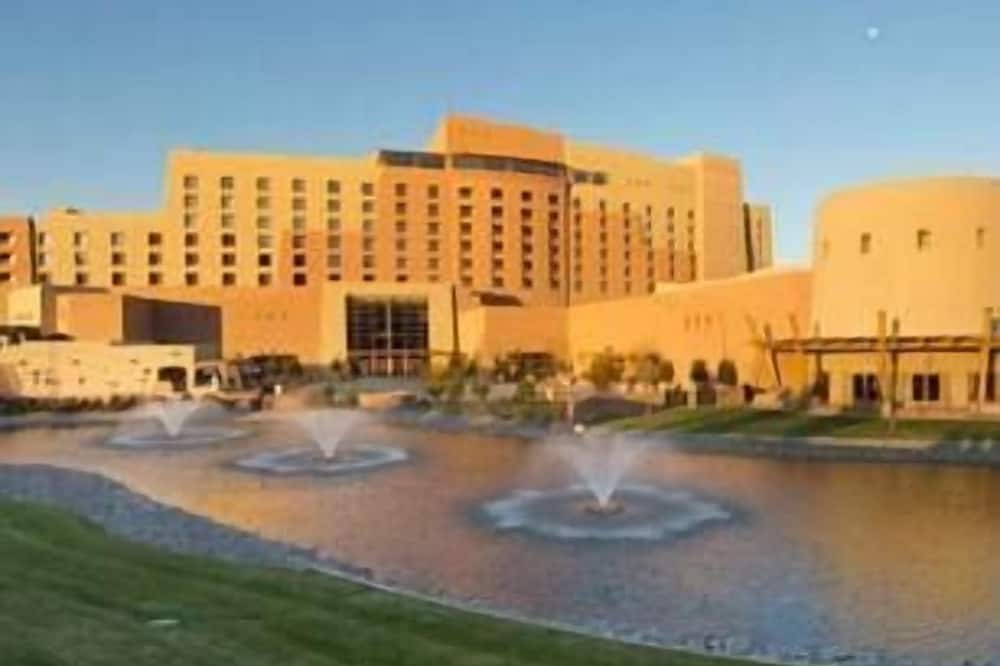 luxury hotels in Albuquerque