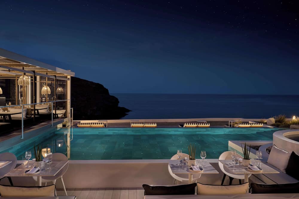 luxury hotels in Kalo Livadi